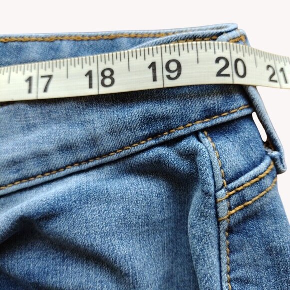 Time And Tru Jeans 20 High Rise Curvy Stretch Straight Casual - Picture 7 of 16